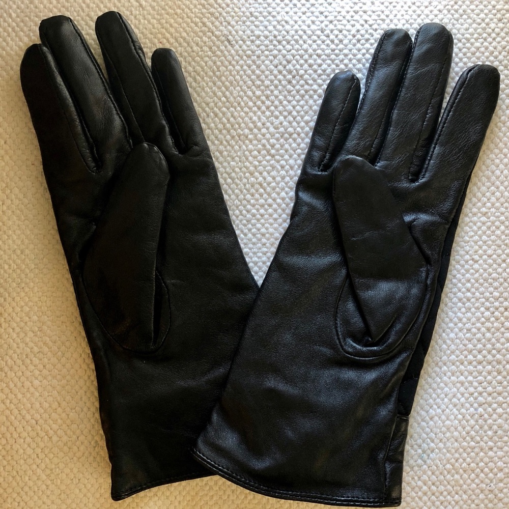 Gloves, Black, M, NWT